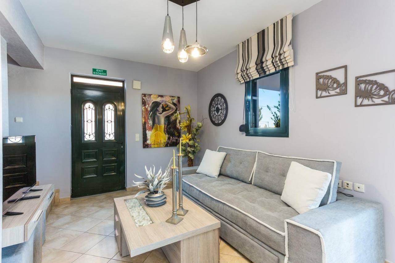 Angeliana  Evangelos Villas, Lavish Touch, By Thinkvilla מראה חיצוני תמונה