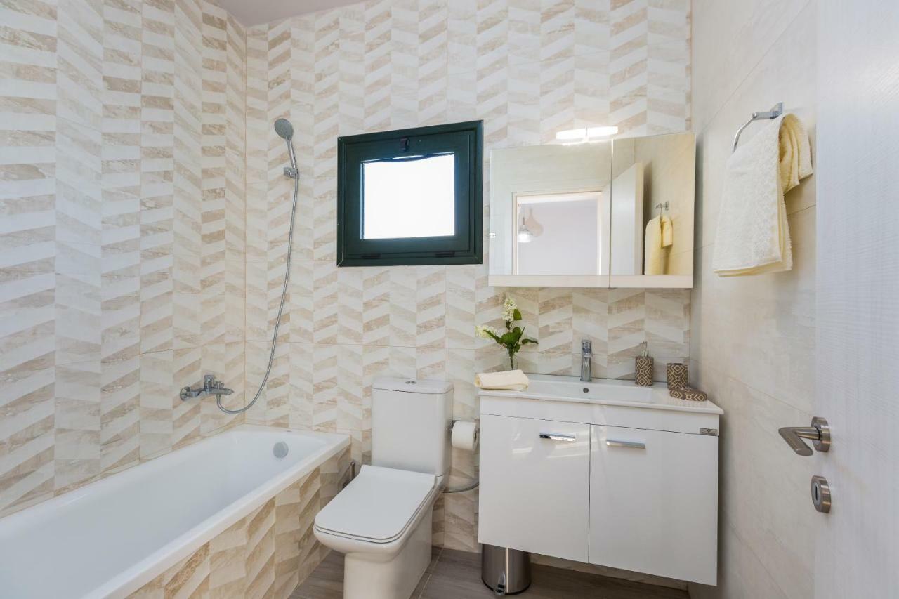 Angeliana  Evangelos Villas, Lavish Touch, By Thinkvilla מראה חיצוני תמונה
